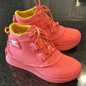 Sorel Women's Coral Waterproof Duck Boots